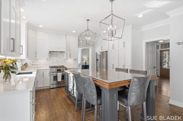 6380 Hidden Pond Drive, Laketown Twp, MI 49423