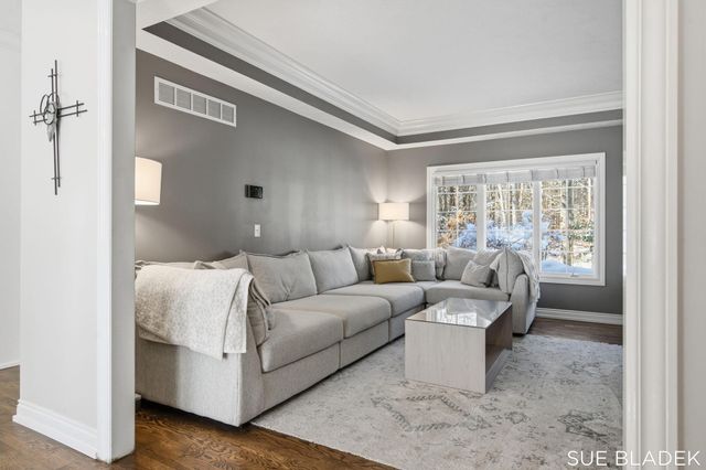 6380 Hidden Pond Drive, Laketown Twp, MI 49423