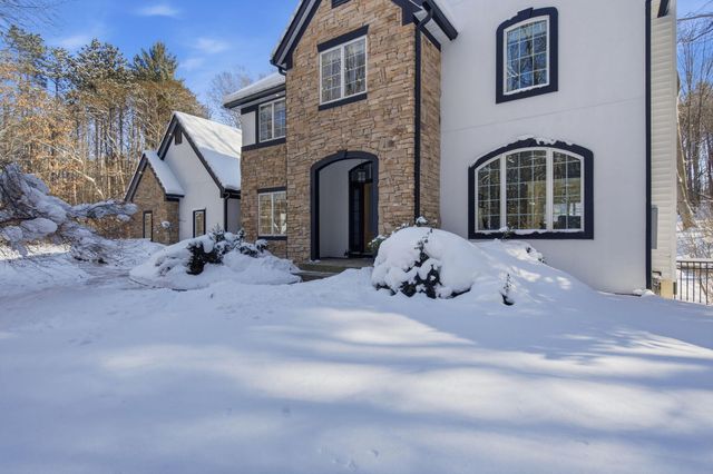 6380 Hidden Pond Drive, Laketown Twp, MI 49423