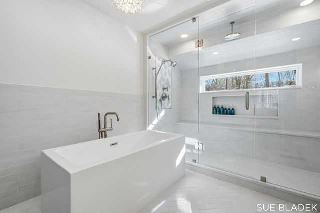 6380 Hidden Pond Drive, Laketown Twp, MI 49423