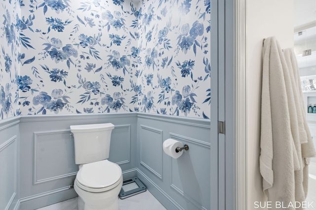 6380 Hidden Pond Drive, Laketown Twp, MI 49423