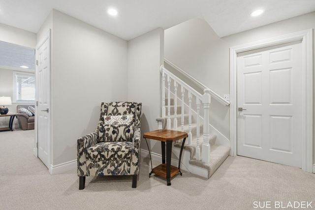 6380 Hidden Pond Drive, Laketown Twp, MI 49423