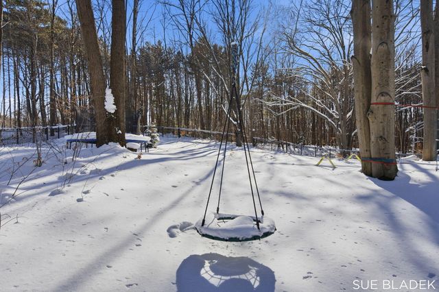 6380 Hidden Pond Drive, Laketown Twp, MI 49423