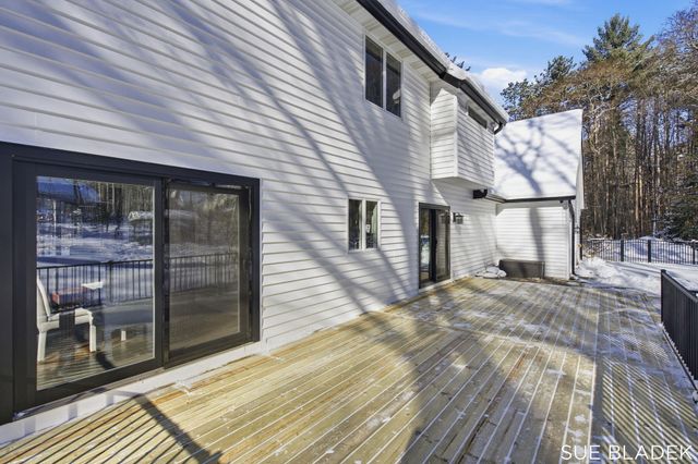 6380 Hidden Pond Drive, Laketown Twp, MI 49423