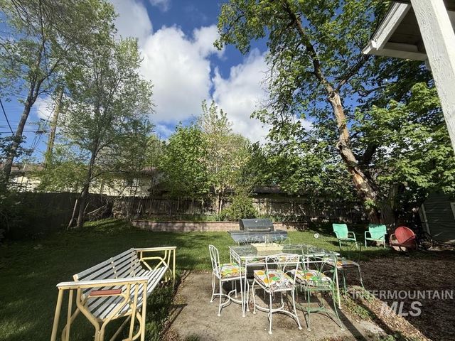 3605 W Morris Hill Rd, Boise, ID 83706