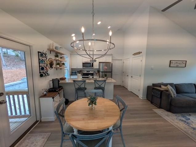 305 Ridgewood Drive, Waleska, GA 30183