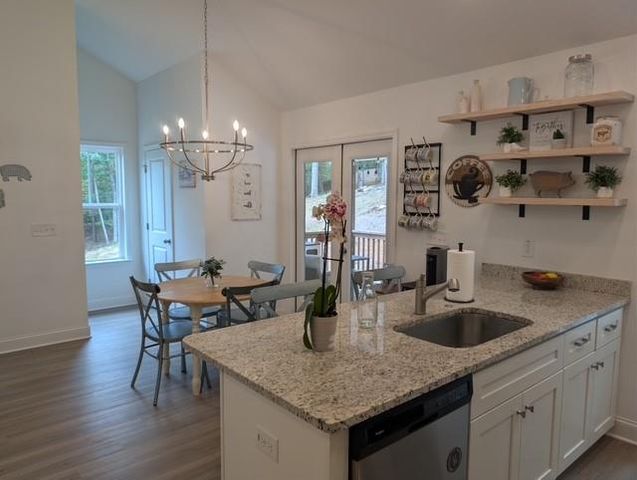 305 Ridgewood Drive, Waleska, GA 30183