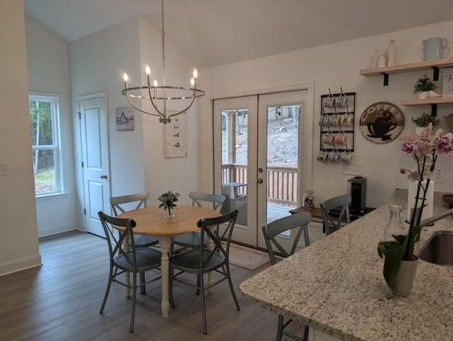 305 Ridgewood Drive, Waleska, GA 30183