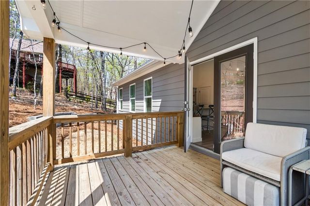 305 Ridgewood Drive, Waleska, GA 30183