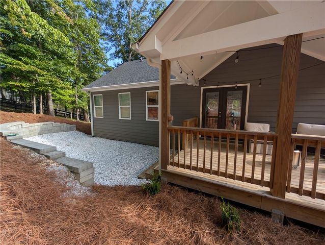 305 Ridgewood Drive, Waleska, GA 30183