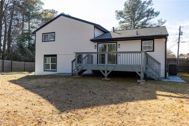 6050 Randy Lane, Ellenwood, GA 30294