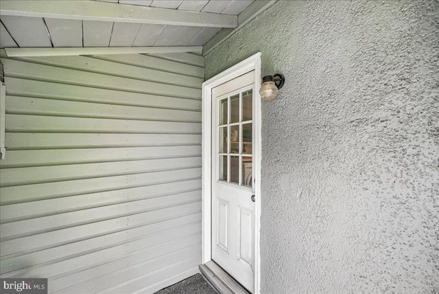 43655 HAY RD, Ashburn, VA 20147