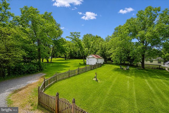 43655 HAY RD, Ashburn, VA 20147