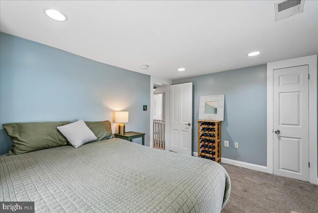 43655 HAY RD, Ashburn, VA 20147