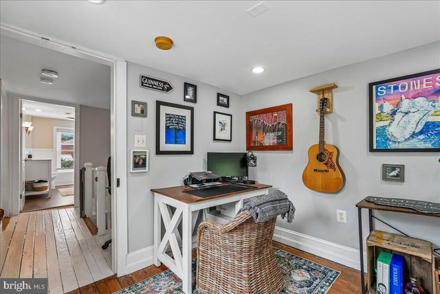43655 HAY RD, Ashburn, VA 20147