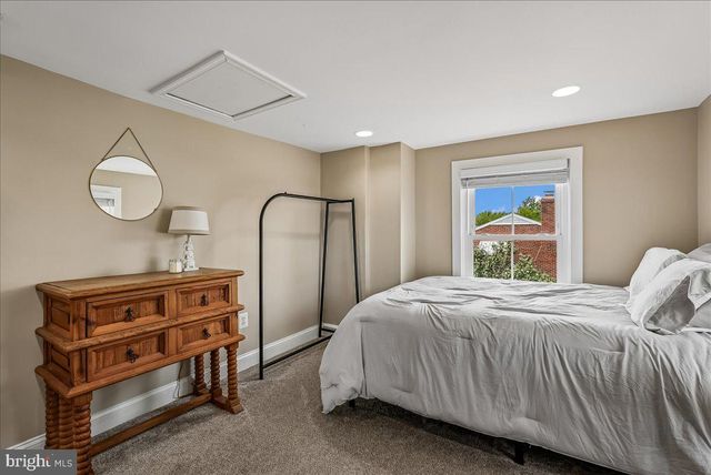 43655 HAY RD, Ashburn, VA 20147