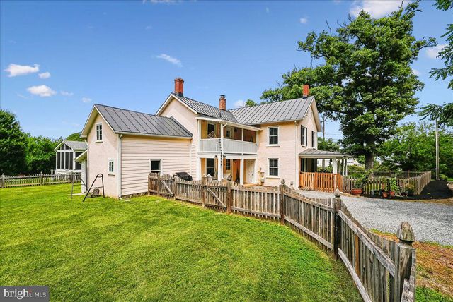 43655 HAY RD, Ashburn, VA 20147