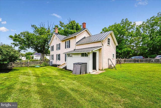 43655 HAY RD, Ashburn, VA 20147