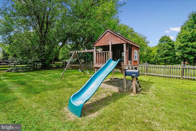 43655 HAY RD, Ashburn, VA 20147