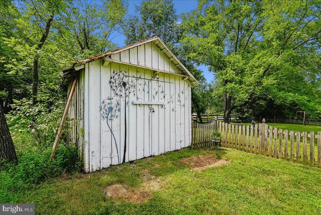 43655 HAY RD, Ashburn, VA 20147
