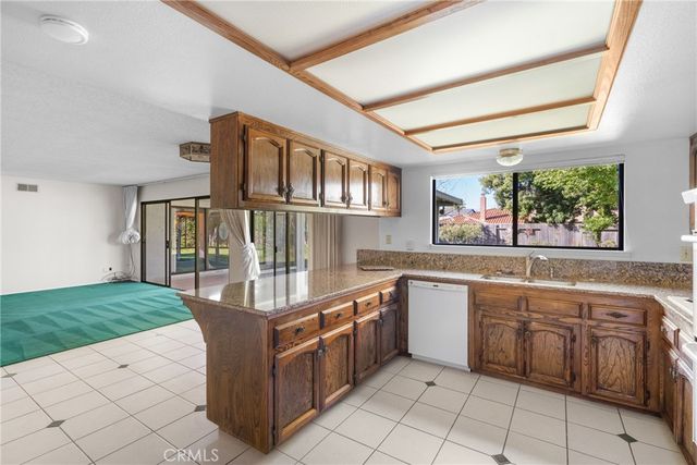 4347 Manchester, Santa Maria, CA 93455