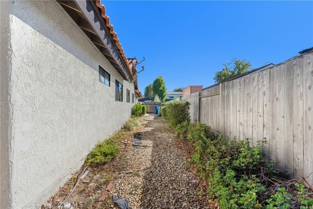 4347 Manchester, Santa Maria, CA 93455