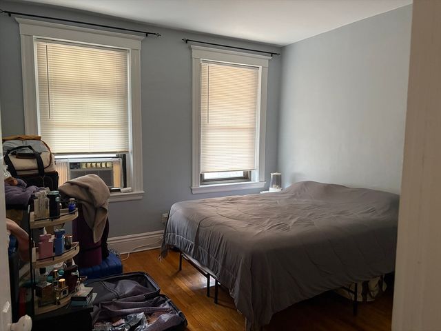 1758 Commonwealth Ave 6, Boston, MA 02135