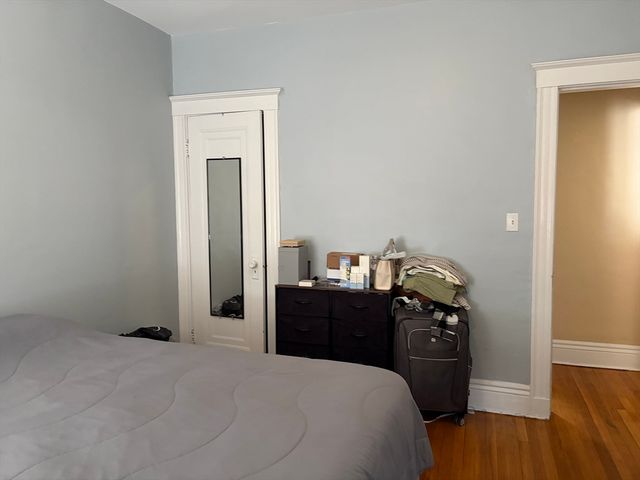 1758 Commonwealth Ave 6, Boston, MA 02135