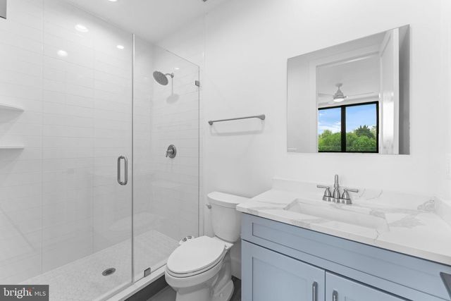 608 WALKER RD, Great Falls, VA 22066