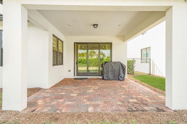8641 Patron Lane, Lake Worth, FL 33467