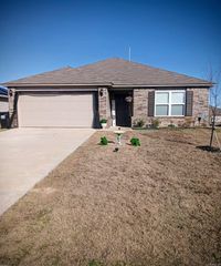5096 Red Fox Trl, Bauxite, AR 72011