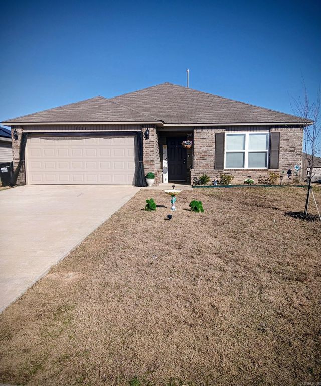 5096 Red Fox Trl, Bauxite, AR 72011