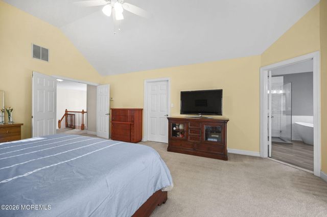 52 Erin Drive, Jackson, NJ 08527
