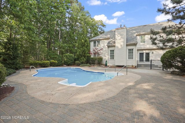 52 Erin Drive, Jackson, NJ 08527