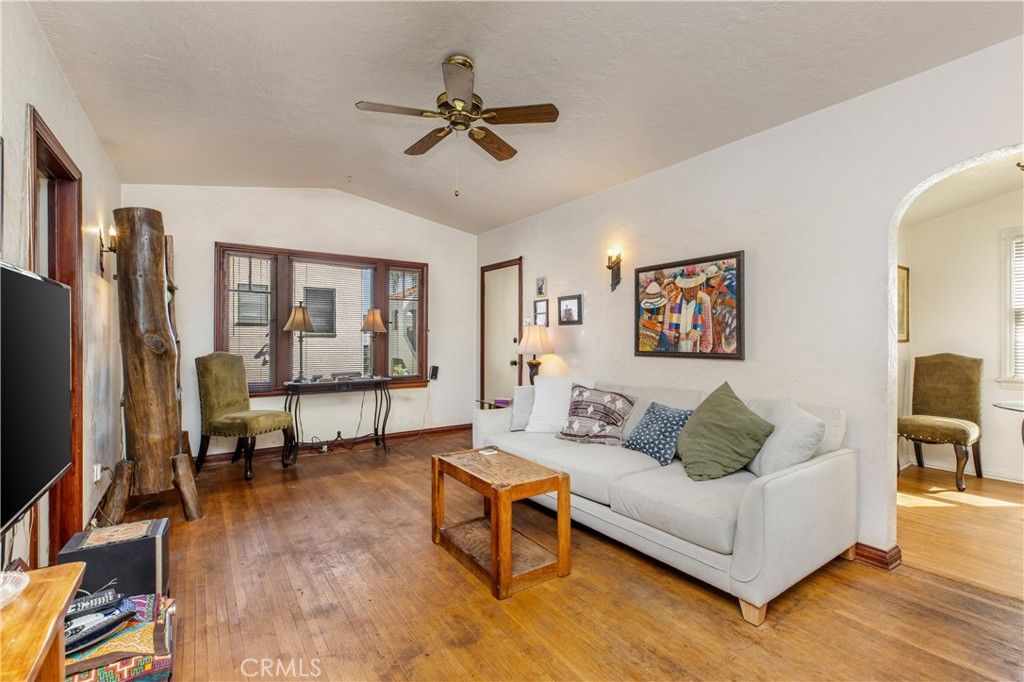 Image 11 of property listing at 1117 Mira Mar Avenue, Long Beach, CA 90804