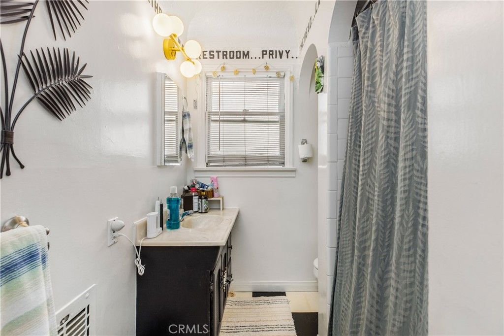 Image 29 of property listing at 1117 Mira Mar Avenue, Long Beach, CA 90804