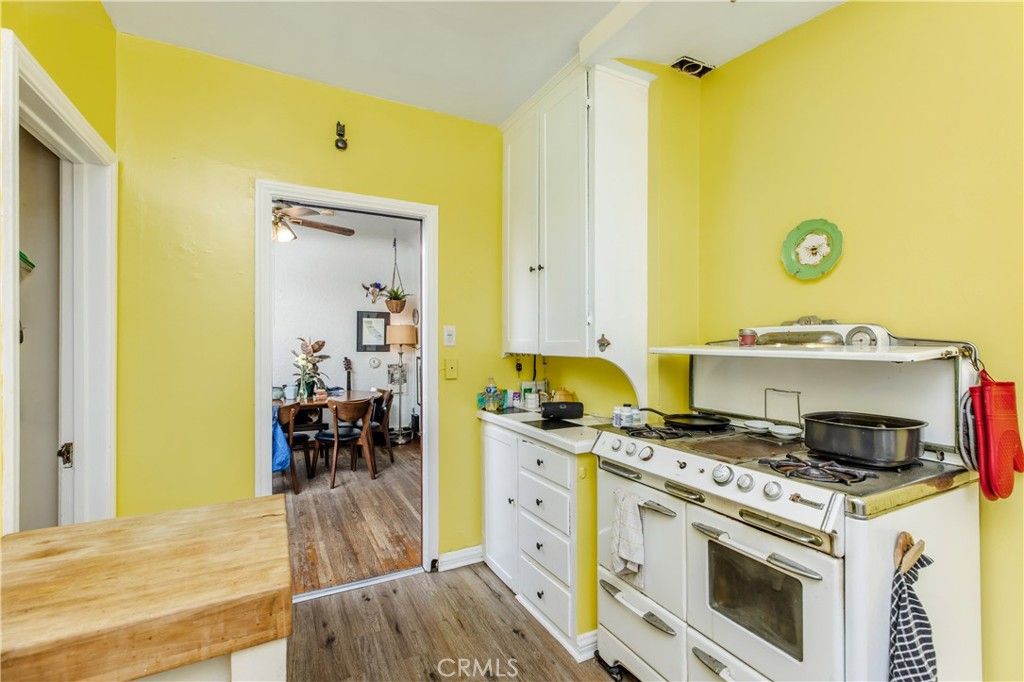 Image 35 of property listing at 1117 Mira Mar Avenue, Long Beach, CA 90804