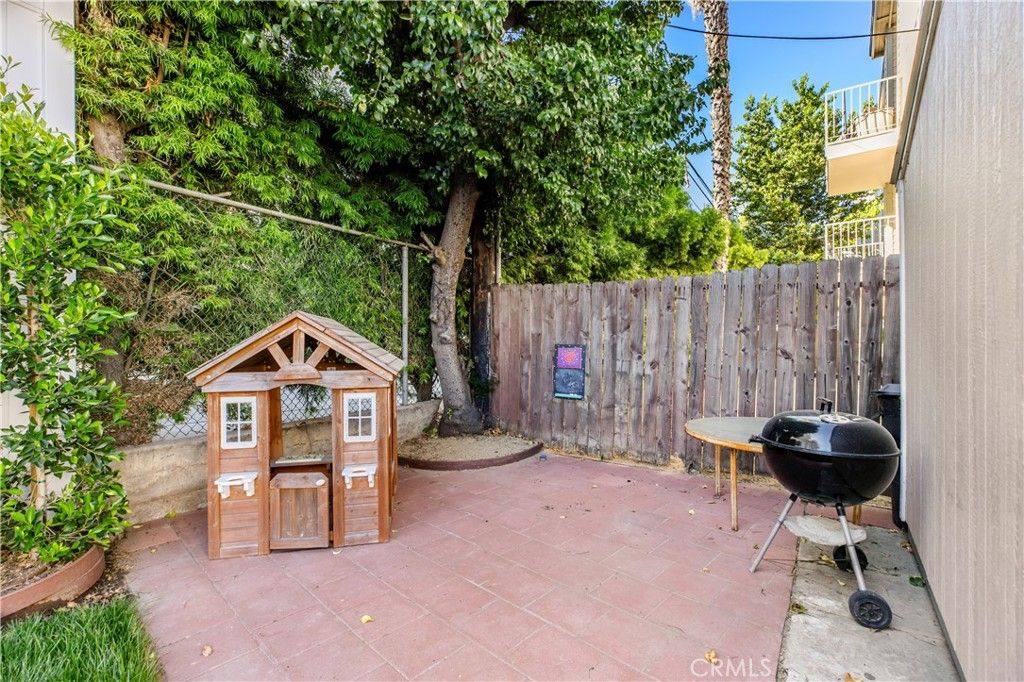 Image 6 of property listing at 1117 Mira Mar Avenue, Long Beach, CA 90804