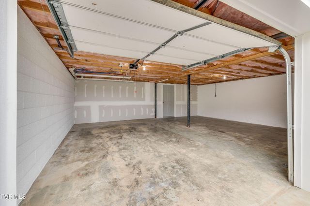 2660 Kingsport Highway, Greeneville, TN 37745