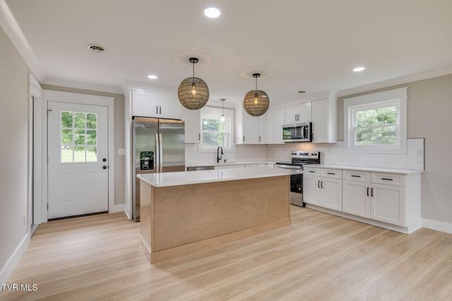 2660 Kingsport Highway, Greeneville, TN 37745