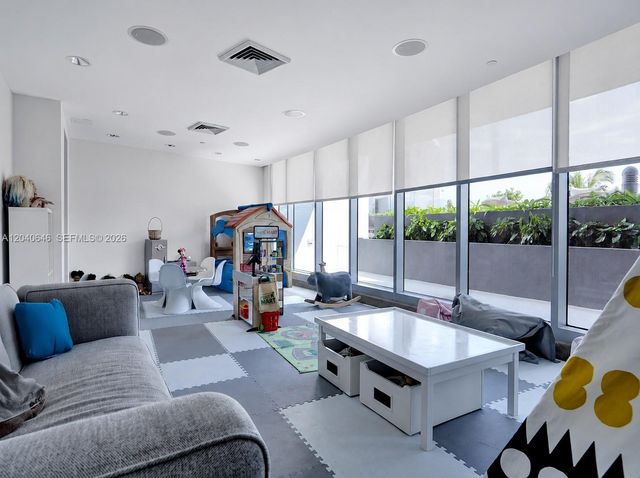 17001 Collins Ave 3402, Sunny Isles Beach, FL 33160