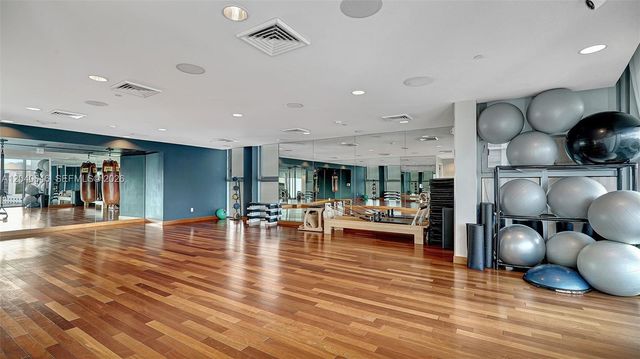 17001 Collins Ave 3402, Sunny Isles Beach, FL 33160