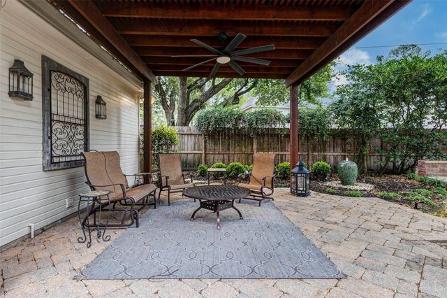 17618 Terrawren Lane, Spring, TX 77379