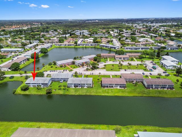 2 Chatham A, West Palm Beach, FL 33417