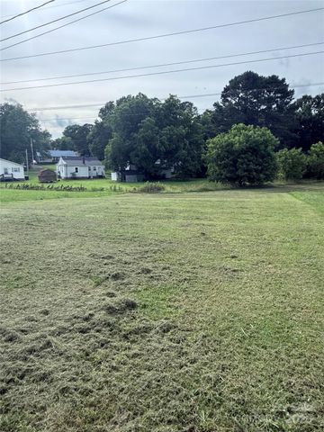 1314 Hathcock Avenue, Albemarle, NC 28001
