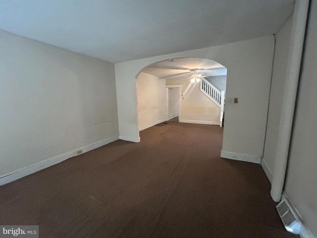 31 ALDEN AVE, Trenton, NJ 08618