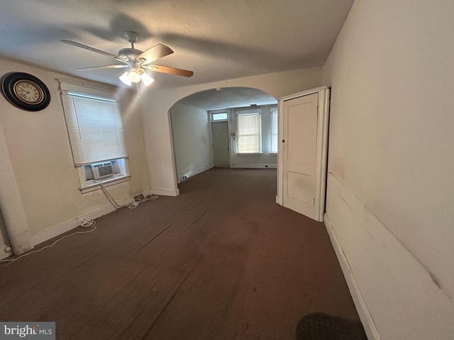 31 ALDEN AVE, Trenton, NJ 08618