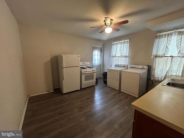 31 ALDEN AVE, Trenton, NJ 08618