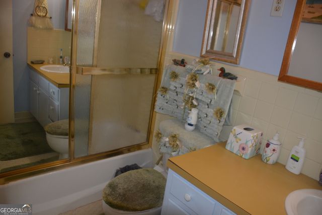 862 Fireside Way, Stone Mountain, GA 30083