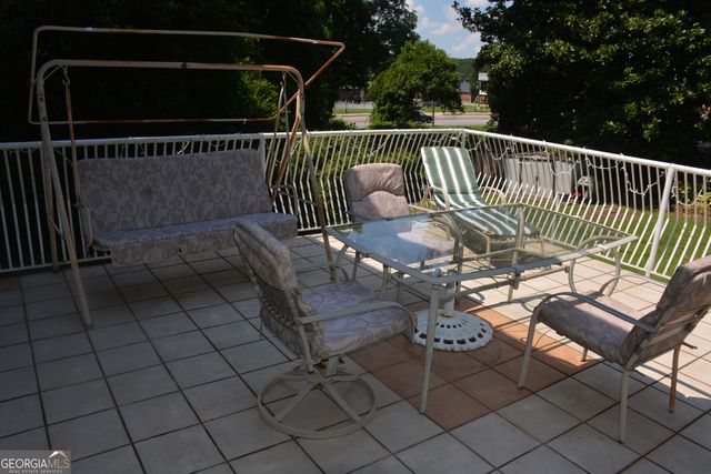 862 Fireside Way, Stone Mountain, GA 30083